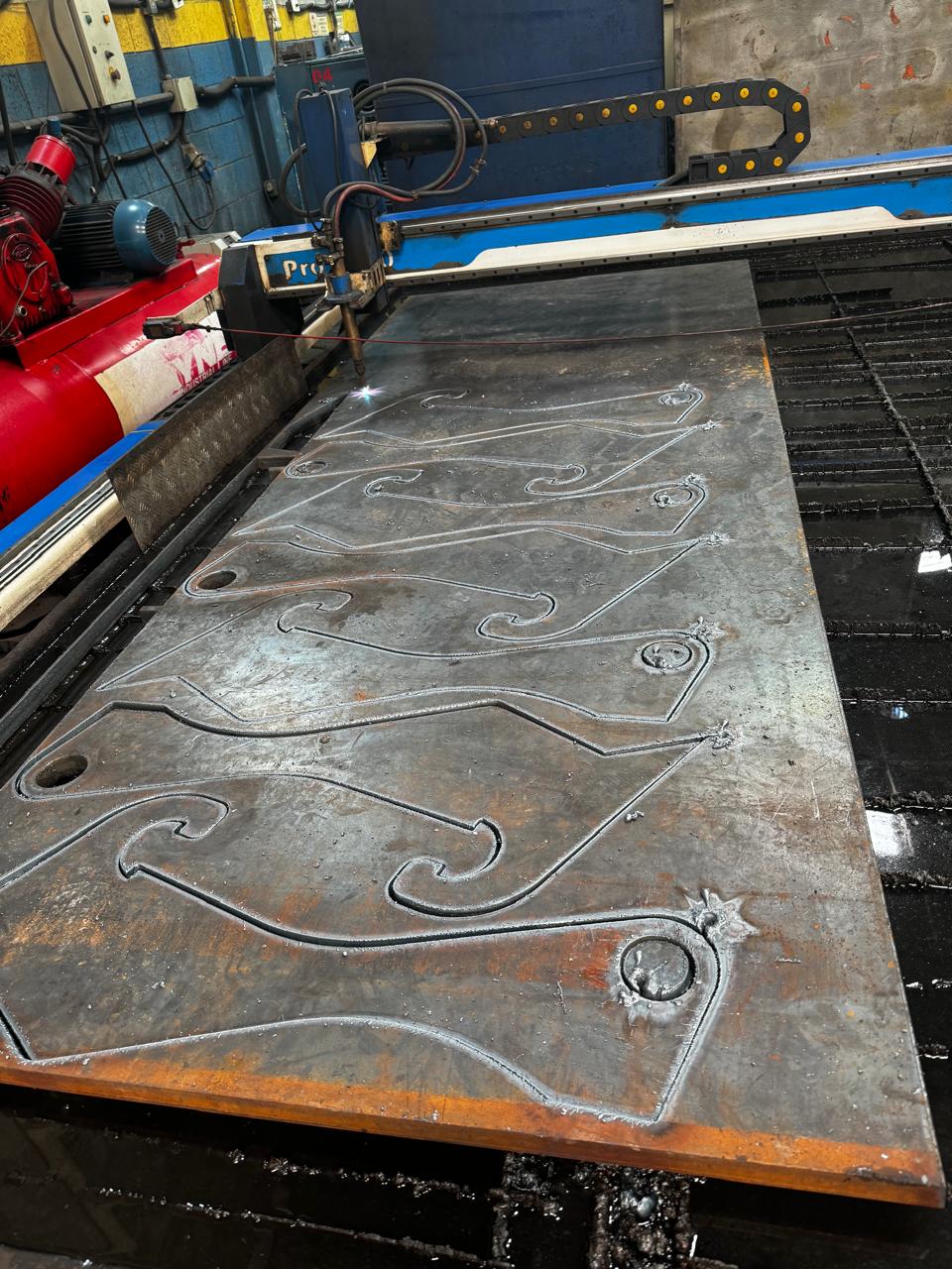 Corte CNC de Padrões Decorativos